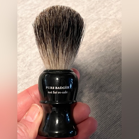 NWOB Art of Shaving Pure Badger Shaving Brush Originally $65 ( Unused) - Picture 4 of 4